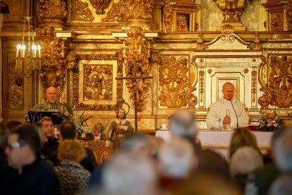 Procesión, bendición de campos, misa y subasta por San Isidro en Soria.