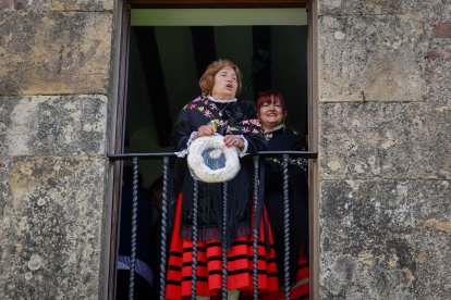 Procesión, bendición de campos, misa y subasta por San Isidro en Soria.