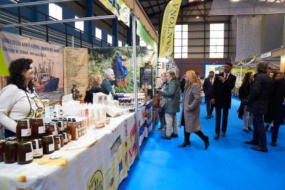 La feria regresa a La Arboleda con la habitual presencia del campo pero también de alimentación, motor o artesanía.