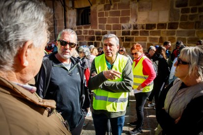 La marea solidaria a su paso por el centro de la ciudad durante la jornada de hoy.