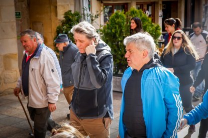 La marea solidaria a su paso por el centro de la ciudad durante la jornada de hoy.