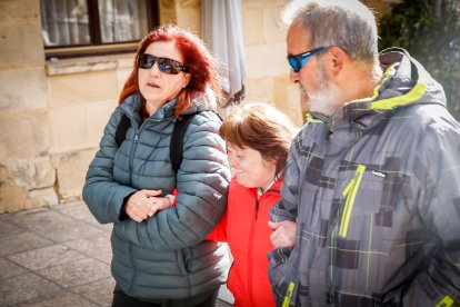 La marea solidaria a su paso por el centro de la ciudad durante la jornada de hoy.