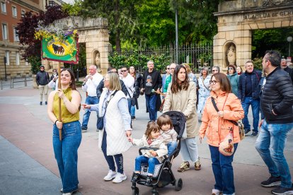 Momentos del multitudinario y emotivo homenaje durante el Día del Gaitero en la capital.