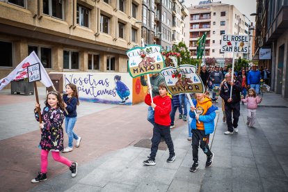 Momentos del multitudinario y emotivo homenaje durante el Día del Gaitero en la capital.