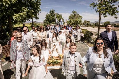 Devoción ante la patrona de Ólvega, la Virgen de Olmacedo