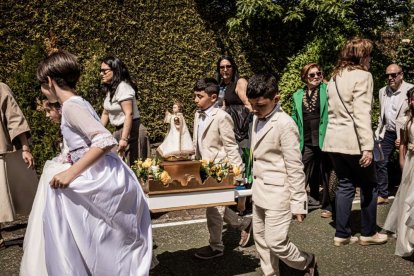 Devoción ante la patrona de Ólvega, la Virgen de Olmacedo
