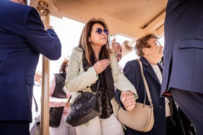 Devoción ante la patrona de Ólvega, la Virgen de Olmacedo