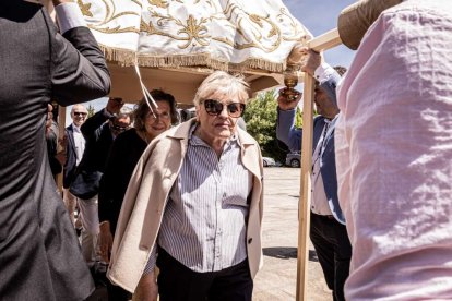 Devoción ante la patrona de Ólvega, la Virgen de Olmacedo