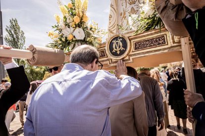 Devoción ante la patrona de Ólvega, la Virgen de Olmacedo