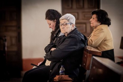 El padre Eduardo Sanz dejó huella en Soria y la iglesia del Carmen se quedó pequeña en su despedida