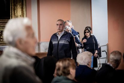 El padre Eduardo Sanz dejó huella en Soria y la iglesia del Carmen se quedó pequeña en su despedida
