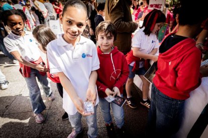 El mercado de 'Emprender en mi Escuela' busca fomentar la iniciativa empresarial desde las aulas