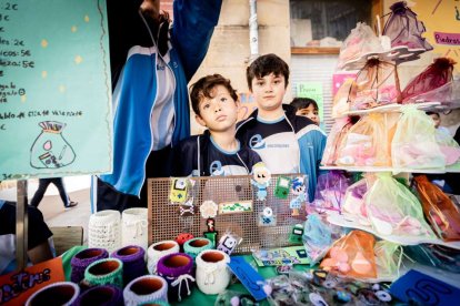 El mercado de 'Emprender en mi Escuela' busca fomentar la iniciativa empresarial desde las aulas