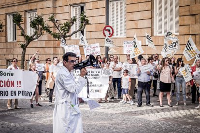 Concentración en Soria por la huelga de médicos