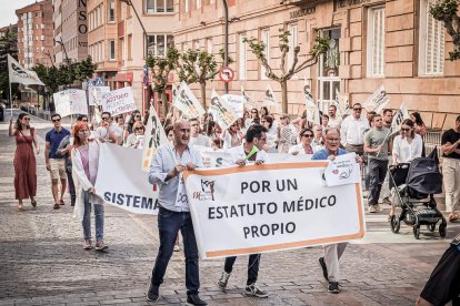 Concentración en Soria por la huelga de médicos