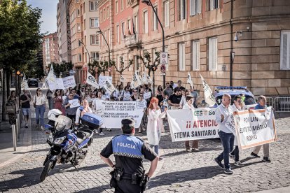 Concentración en Soria por la huelga de médicos