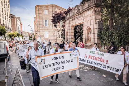 Concentración en Soria por la huelga de médicos