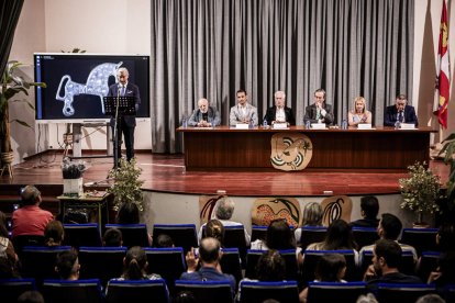 Un concurso escolar de creación literaria y plástica relacionada con Numancia y su historia