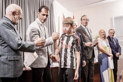 Un concurso escolar de creación literaria y plástica relacionada con Numancia y su historia