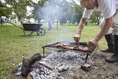 Cuidado con las barbacoas en el campo