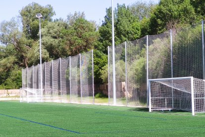 La nueva cancha para el Golmayo Camaretas es un moderno terreno de juego para los casi 20 equipos de la entidad