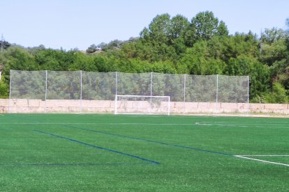 La nueva cancha para el Golmayo Camaretas es un moderno terreno de juego para los casi 20 equipos de la entidad