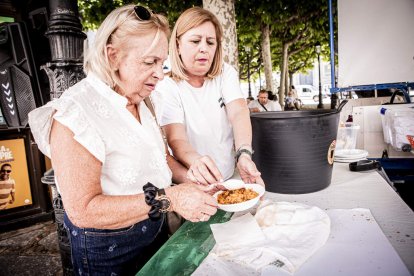 La asociación ASOEM trabaja para apoyar a los que padecen esclerosis múltiple