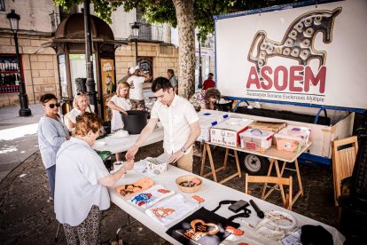 La asociación ASOEM trabaja para apoyar a los que padecen esclerosis múltiple
