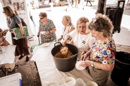 La asociación ASOEM trabaja para apoyar a los que padecen esclerosis múltiple