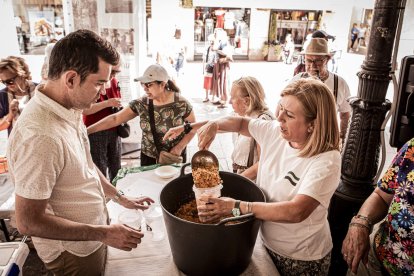 La asociación ASOEM trabaja para apoyar a los que padecen esclerosis múltiple