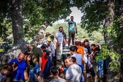 Pistoletazo de salida en el monte con los grandes protagonistas de las fiestas de San Juan.