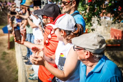 Pistoletazo de salida en el monte con los grandes protagonistas de las fiestas de San Juan.