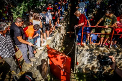 Pistoletazo de salida en el monte con los grandes protagonistas de las fiestas de San Juan.