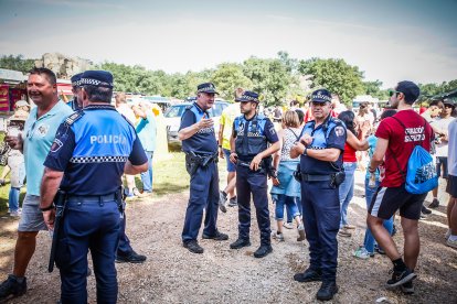 Pistoletazo de salida en el monte con los grandes protagonistas de las fiestas de San Juan.