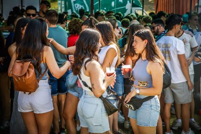 Pistoletazo de salida en el monte con los grandes protagonistas de las fiestas de San Juan.