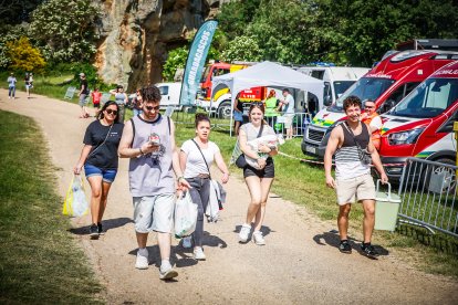Pistoletazo de salida en el monte con los grandes protagonistas de las fiestas de San Juan.