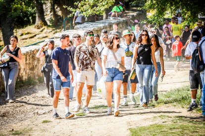 Pistoletazo de salida en el monte con los grandes protagonistas de las fiestas de San Juan.
