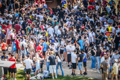 Pistoletazo de salida en el monte con los grandes protagonistas de las fiestas de San Juan.