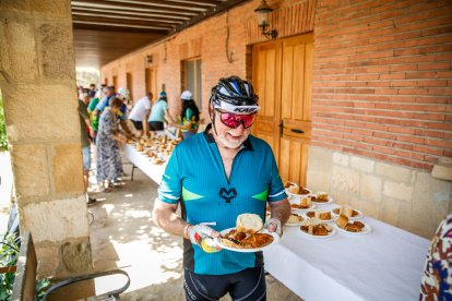 Esfuerzo al sol y sabor tradicional a su paso por el corazón medieval de Soria.