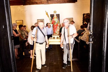 Tradicional bendición de los campos este domingo en la ermita de Santa Bárbara.