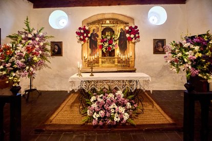 Tradicional bendición de los campos este domingo en la ermita de Santa Bárbara.