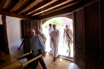 Tradicional bendición de los campos este domingo en la ermita de Santa Bárbara.