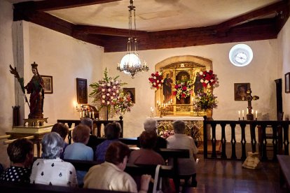 Tradicional bendición de los campos este domingo en la ermita de Santa Bárbara.