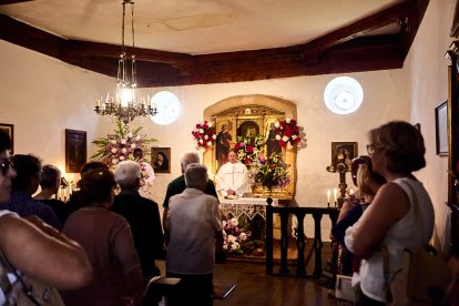 Tradicional bendición de los campos este domingo en la ermita de Santa Bárbara.