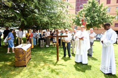 Tradicional bendición de los campos este domingo en la ermita de Santa Bárbara.