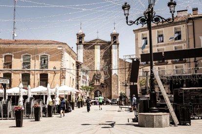 Comienzan los actos festivos con un juego pirotécnico para los más pequeños
