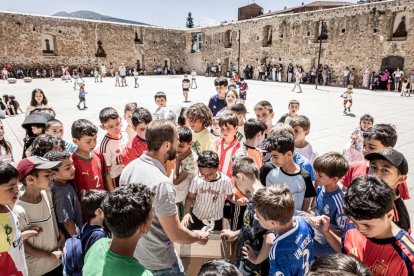 Comienzan los actos festivos con un juego pirotécnico para los más pequeños