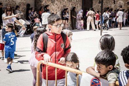Comienzan los actos festivos con un juego pirotécnico para los más pequeños