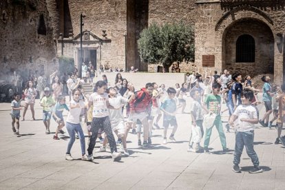 Comienzan los actos festivos con un juego pirotécnico para los más pequeños