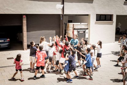Comienzan los actos festivos con un juego pirotécnico para los más pequeños